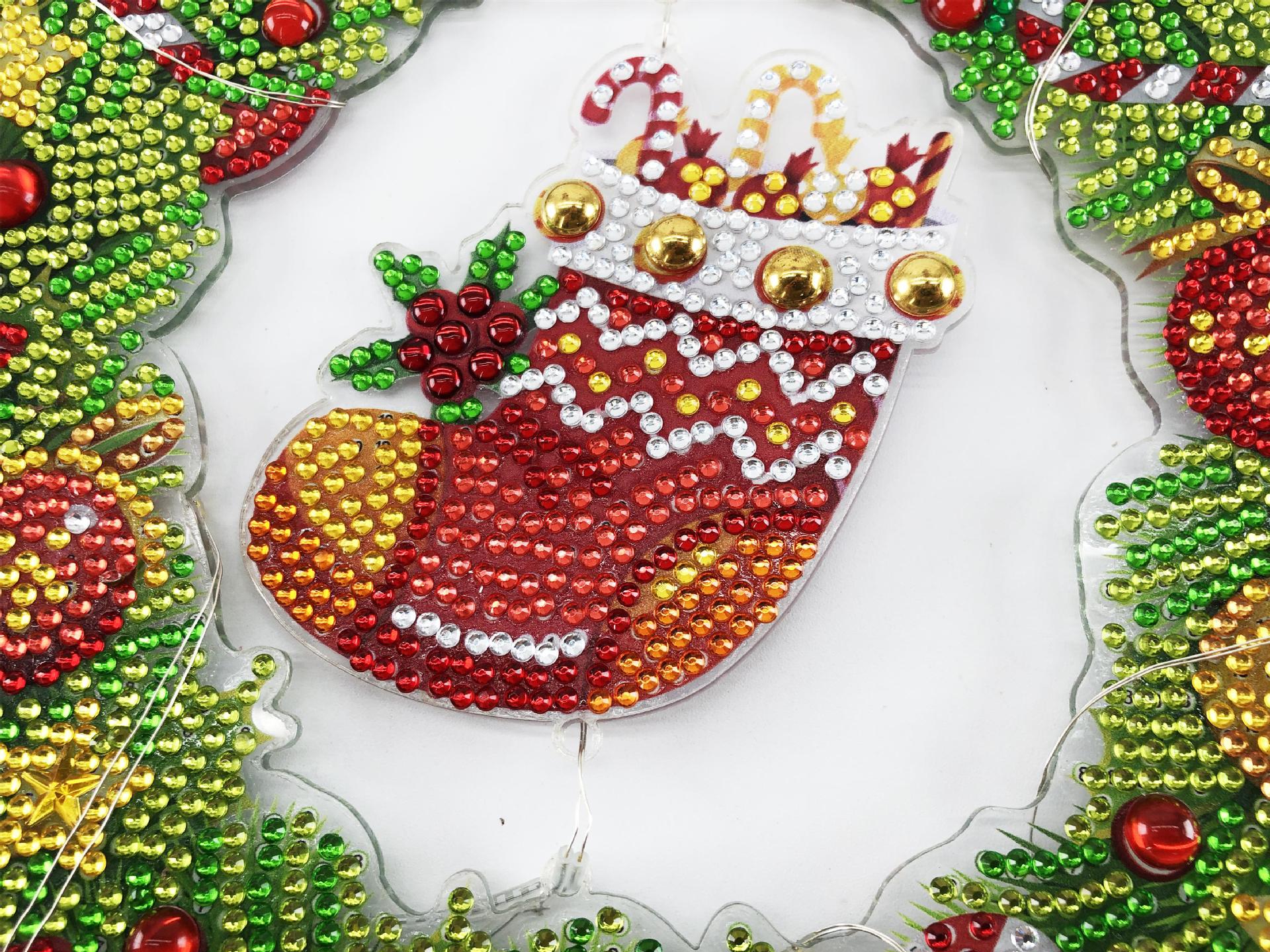 Hanging Wreath Diamond Art-Heartful Diamonds