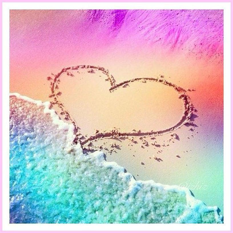 Drawn Together on the Beach-Diamond Painting Kit-Heartful Diamonds